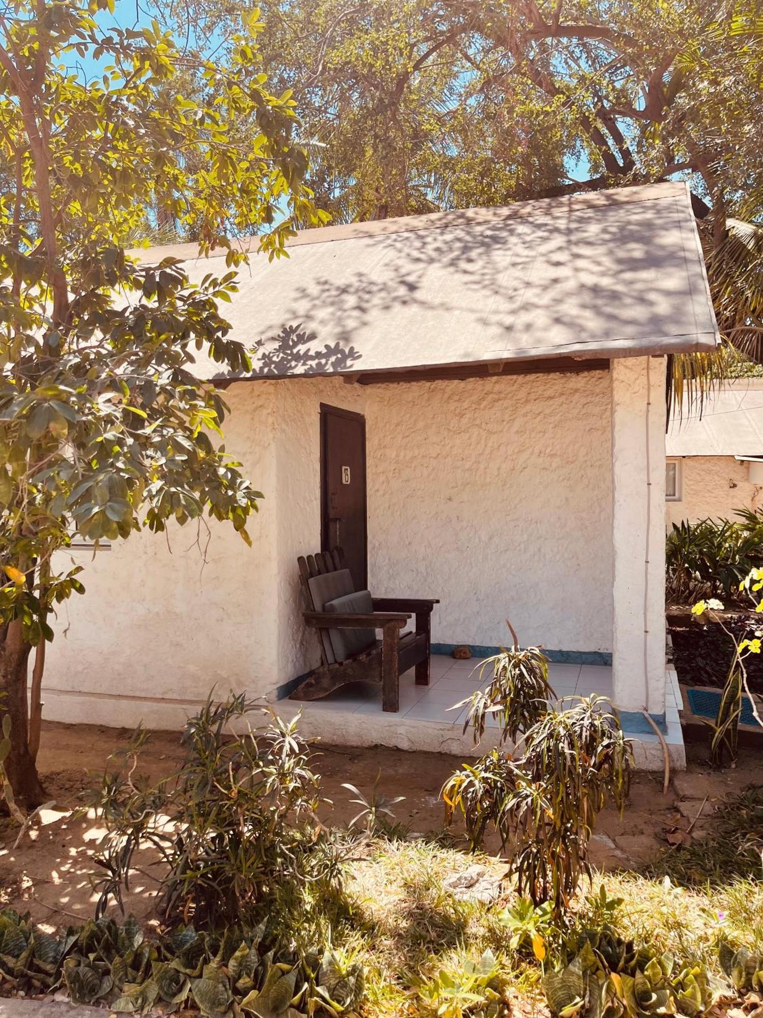 Chez Alain Hotel Toliara Værelse billede